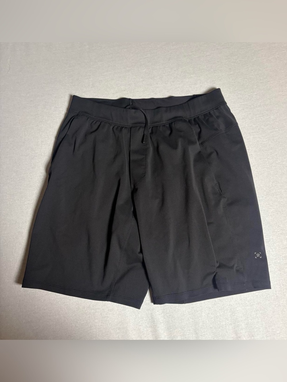 Lululemon Warp Lite Shorts Black Size Medium M7A75S